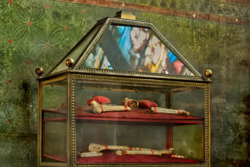 Sacred Ground, Sacred Objects: A Guide to Israel's Most Compelling Religious Museums and Spiritual Collections